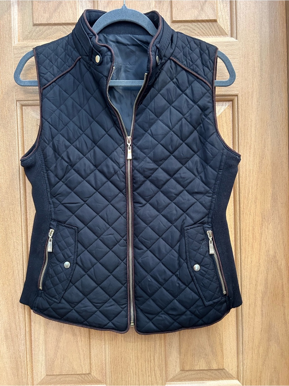 Women's Quilted Black Zip-Front Vest with Stand Collar